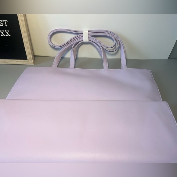 Large lavender Telfar - Picture 8 of 9